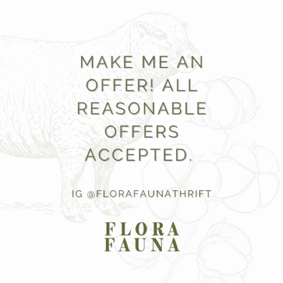 Massimo Dutti Linen Botanical Cropped Tee - Picture 2 of 13